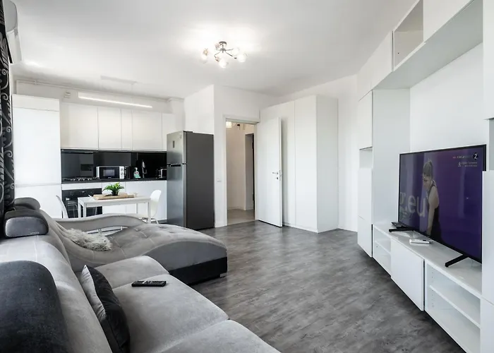 Modern & - Tineretului Park ブカレスト