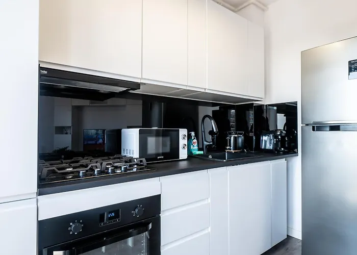 Modern & - Tineretului Park