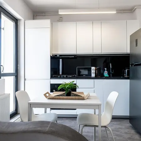 Modern & - Tineretului Park Διαμέρισμα Βουκουρέστι